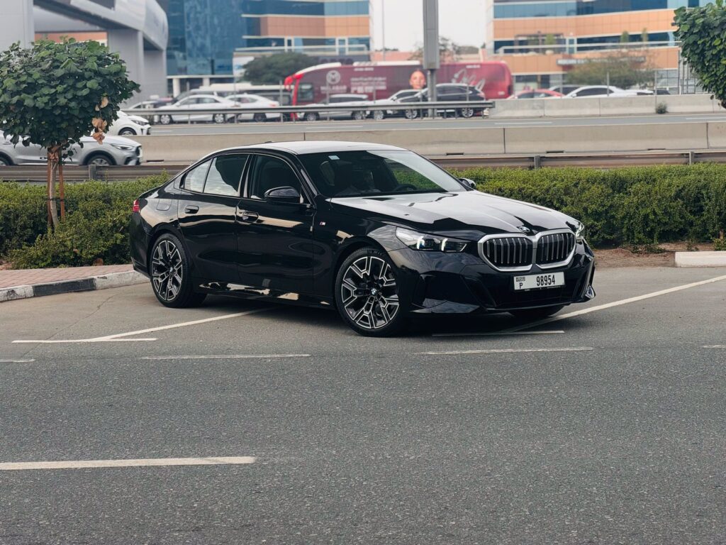 BMW 520I - 5 Series 2025